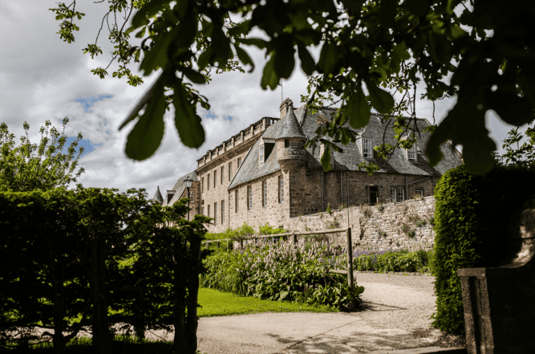 Gordonstoun International Summer School (GISS)