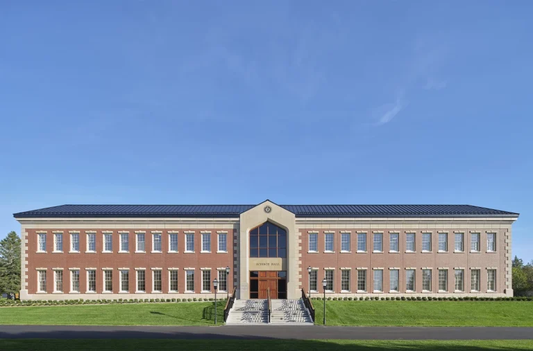 Rothesay Netherwood School (RNS)